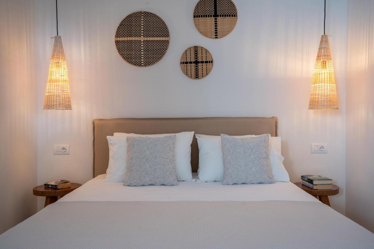 Thea Beachfront Suites In Lourdas Beach Лурдата Экстерьер фото